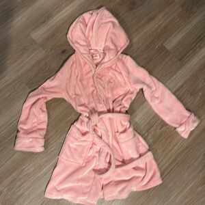 Juicy Couture Soft Pink Velour Lounge Robe s/m size like new